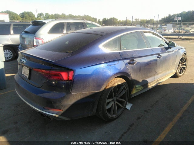 WAUC4CF57JA057553 Audi S5 Sportback Prestige