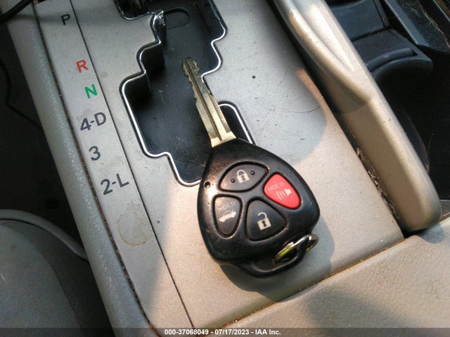2008 TOYOTA CAMRY VIN: 4T1BE46KX8U745946
