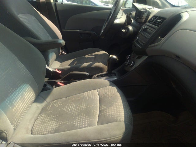 Chevrolet SONIC LS 2014 1G1JA5SH4E4241117 Image 6