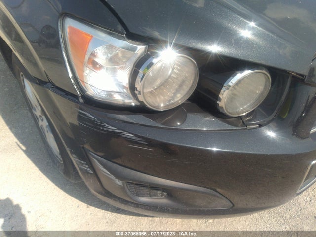 Chevrolet SONIC LS 2014 1G1JA5SH4E4241117 Image 7