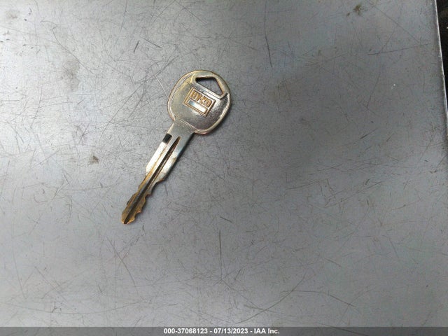 2001 HYUNDAI SONATA GLS VIN: KMHWF35V01A372556