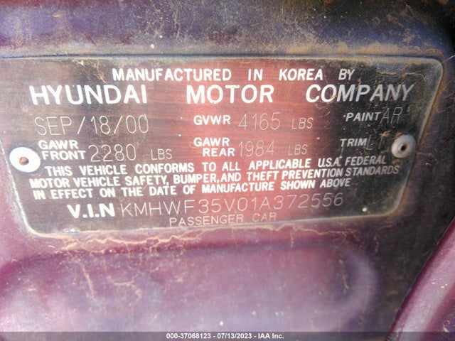 2001 HYUNDAI SONATA GLS VIN: KMHWF35V01A372556