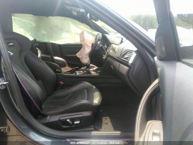 WBS8M9C56J5L72040 BMW M3