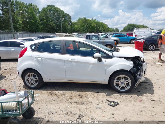 Ford FIESTA SE 2019 3FADP4EJ7KM100950 Image 13