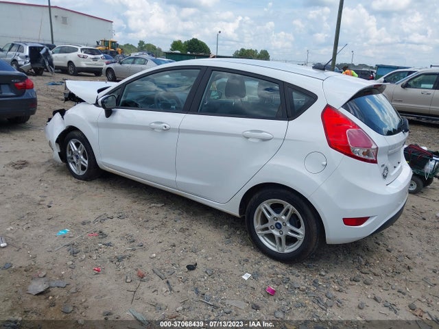 Ford FIESTA SE 2019 3FADP4EJ7KM100950 Image 3