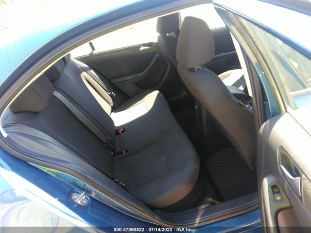 3VW2K7AJ2FM339669 Volkswagen Jetta Sedan 2.0l S