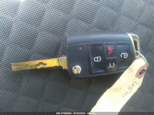 3VV1B7AX0MM072999 Volkswagen TIGUAN S