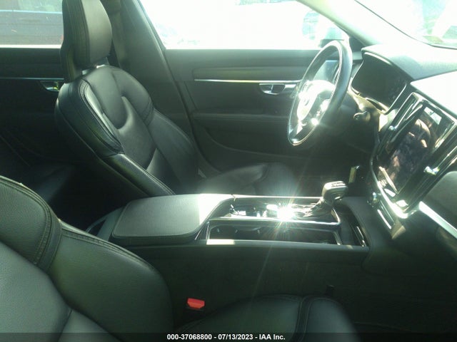 2017 Volvo V90, VIN: YV4A22NL1H1007474