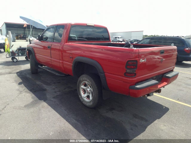 2000 DODGE RAM 1500 VIN: 3B7HF13Z6YG162255
