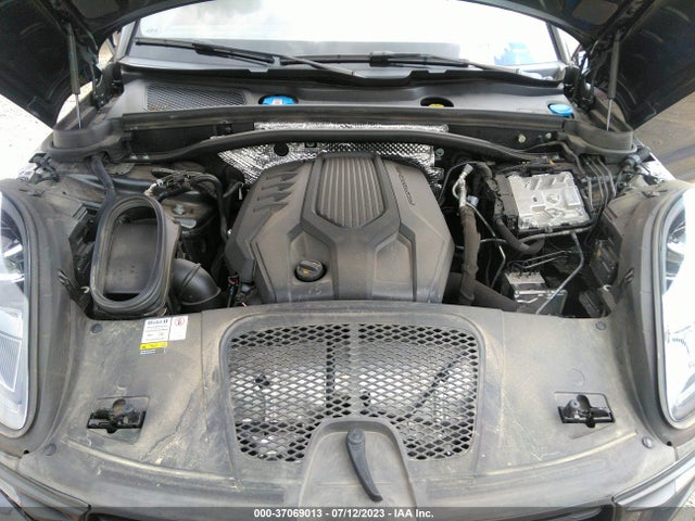 2022 Porsche Macan, VIN: WP1AA2A56NLB01197