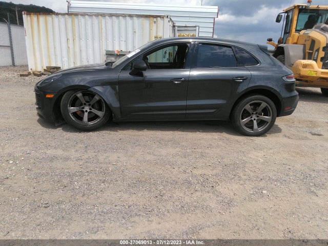 2022 Porsche Macan, VIN: WP1AA2A56NLB01197