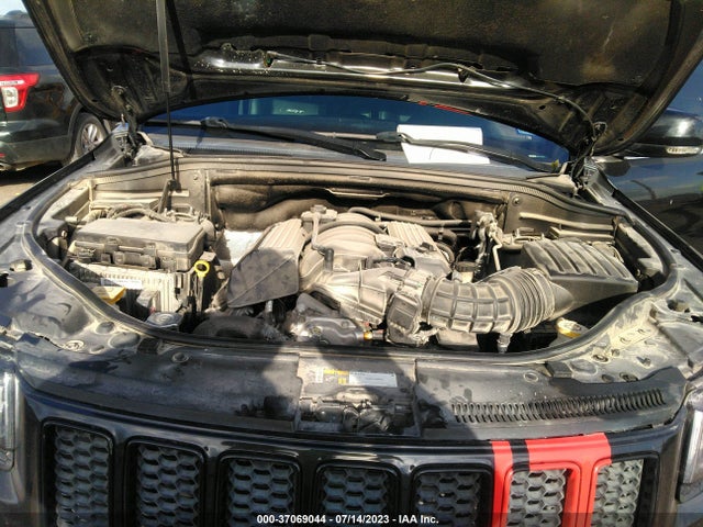 1C4RJFDJXFC118025 Jeep Grand Cherokee Srt