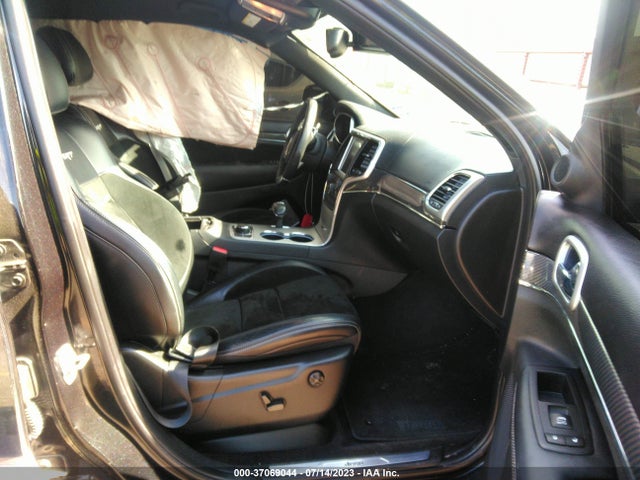 1C4RJFDJXFC118025 Jeep Grand Cherokee Srt