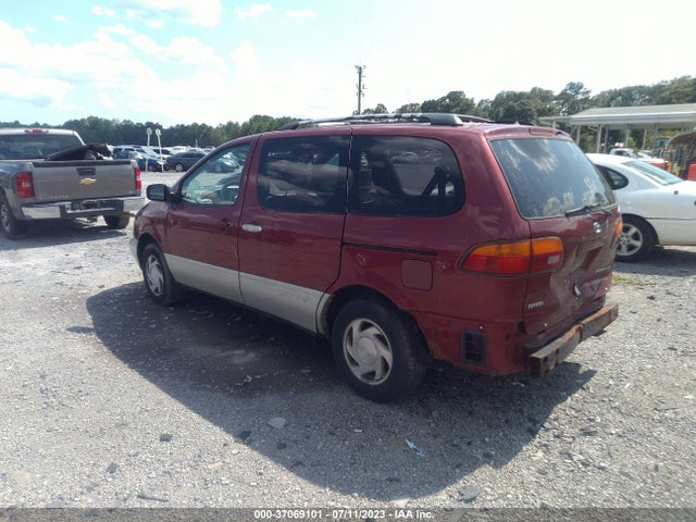 2000 TOYOTA SIENNA XLE VIN: 4T3ZF13C1YU222829