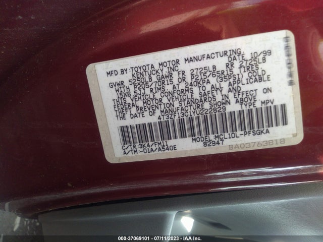 2000 TOYOTA SIENNA XLE VIN: 4T3ZF13C1YU222829