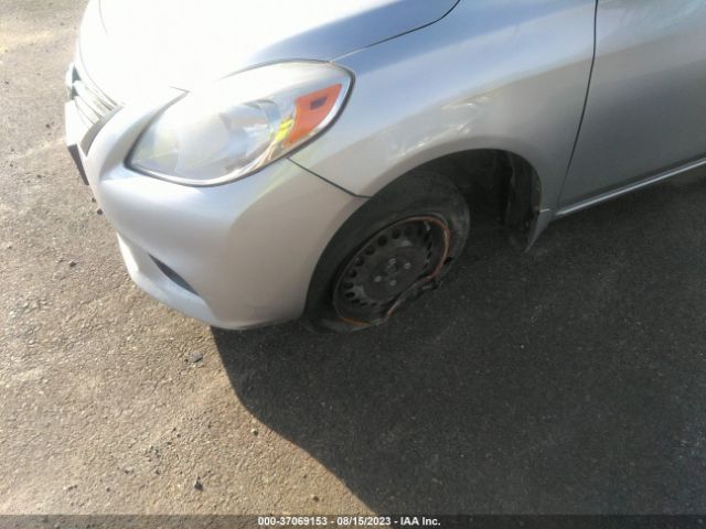 3N1CN7AP0EL846113 Nissan Versa S Plus