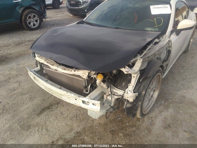 2013 SCION FR-S VIN: JF1ZNAA18D2722595