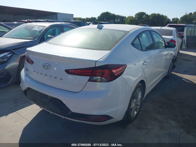 Hyundai ELANTRA SEL 2019 5NPD84LFXKH475503 Image 10