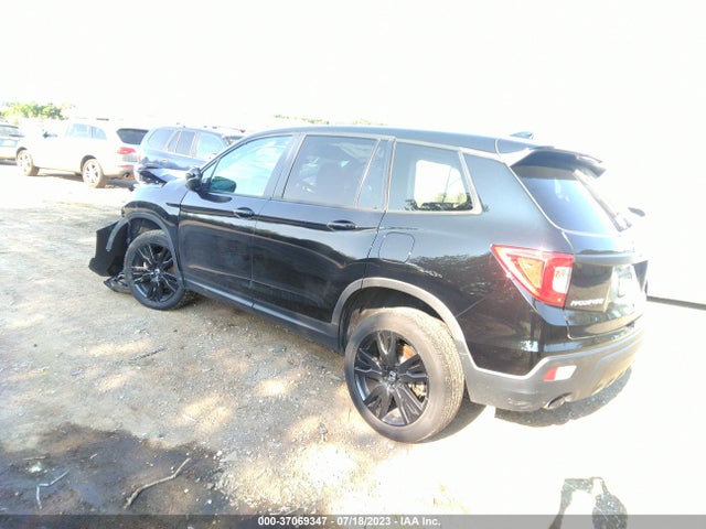 2021 HONDA PASSPORT SPORT VIN: 5FNYF8H2XMB010015
