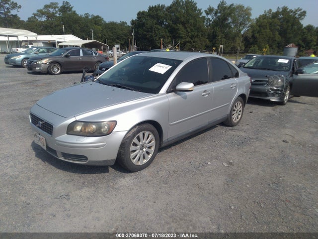 2005 VOLVO S40 VIN: YV1MS390852067872