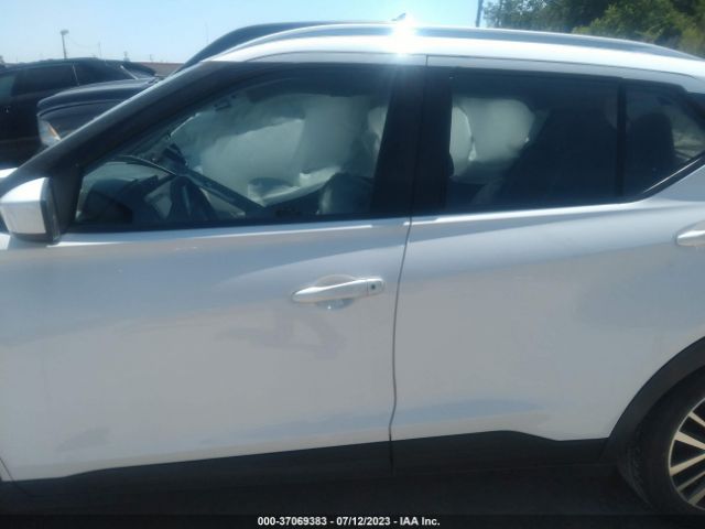 3N1CP5CV9ML469564 Nissan KICKS SV