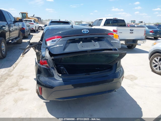 Toyota Corolla Hybrid Le 2022 JTDEAMDE0NJ059101 Image 8
