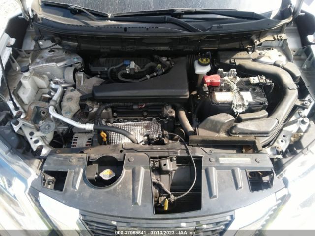 JN8AT2MV5HW251980 Nissan Rogue Sl