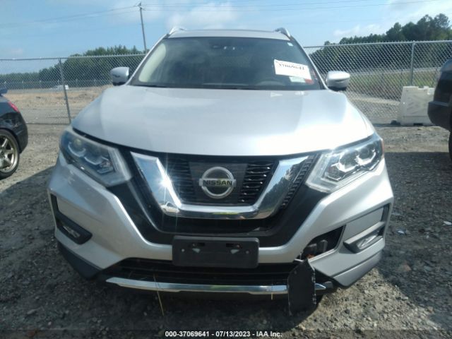 JN8AT2MV5HW251980 Nissan Rogue Sl