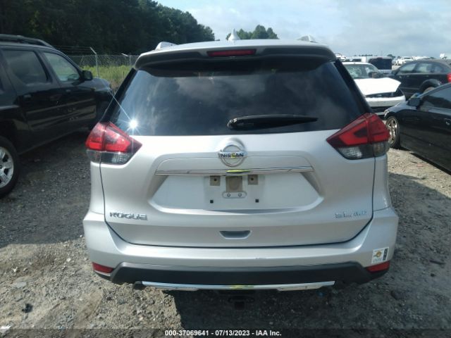 JN8AT2MV5HW251980 Nissan Rogue Sl