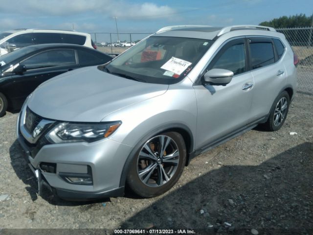 JN8AT2MV5HW251980 Nissan Rogue Sl