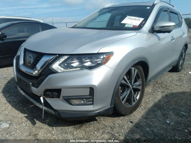 JN8AT2MV5HW251980 Nissan Rogue Sl