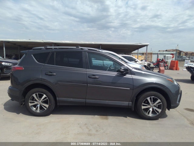 2017 TOYOTA RAV4 XLE VIN: 2T3WFREV1HW379244