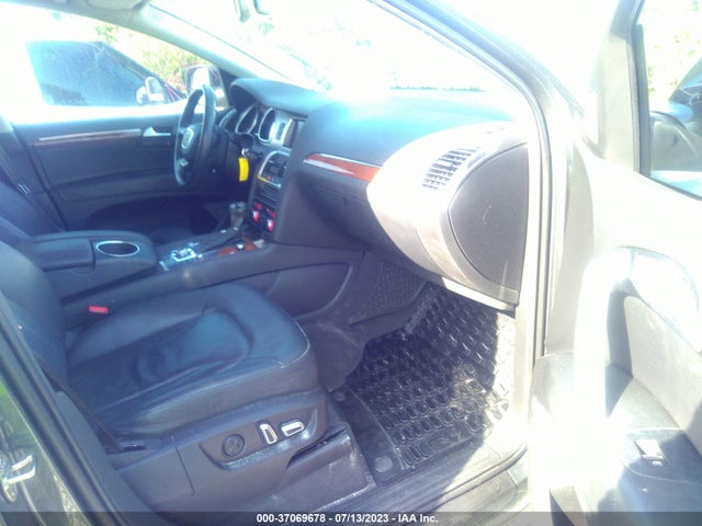 WA1LGAFEXFD015246 Audi Q7 3.0t Premium Plus