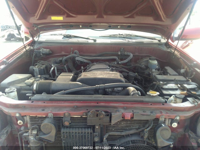 2002 TOYOTA SEQUOIA SR5 VIN: 5TDBT44AX2S108264
