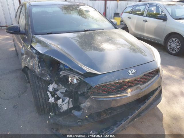 3KPF34AD8ME379143 KIA Forte Gt-line
