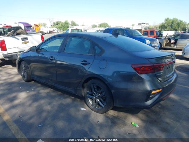 3KPF34AD8ME379143 KIA Forte Gt-line
