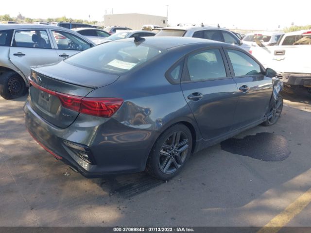 3KPF34AD8ME379143 KIA Forte Gt-line