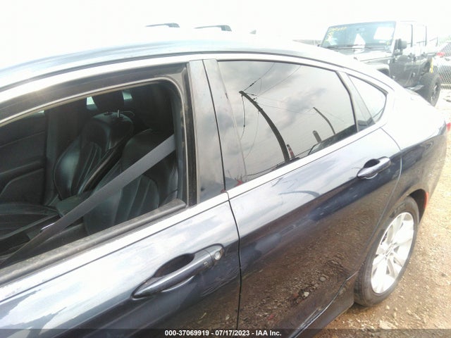 1C3CCCABXGN177078 Chrysler 200 Limited Platinum