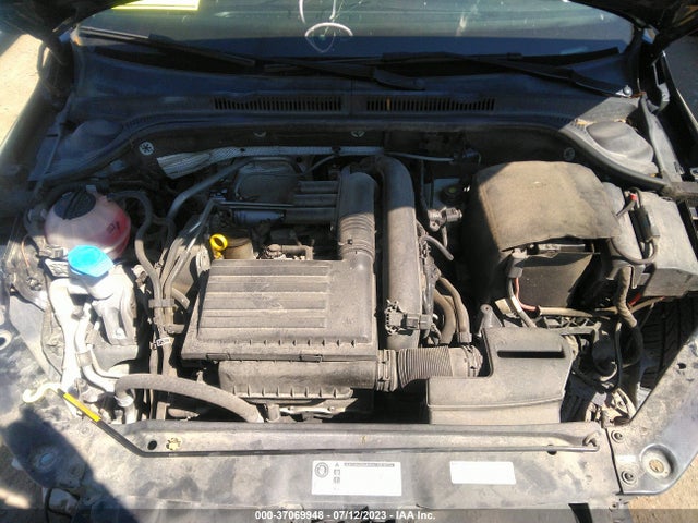 3VWD67AJ7GM295781 Volkswagen Jetta Sedan 1.4t Se