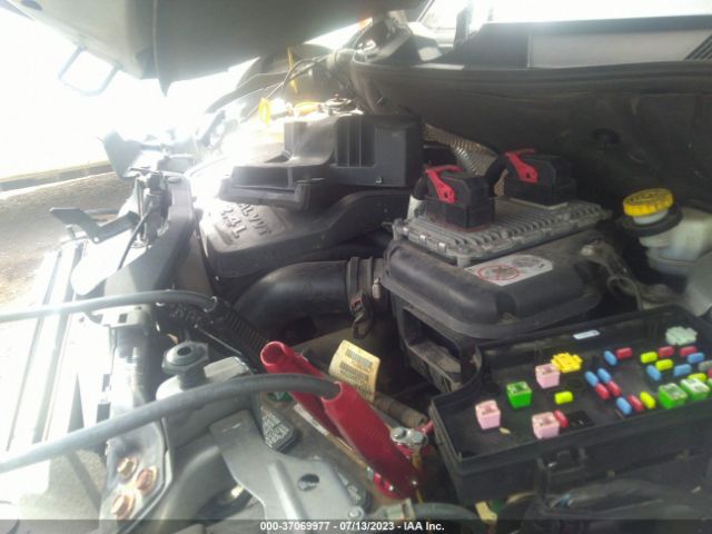 1C4NJRFB4GD585927 Jeep Patriot Latitude