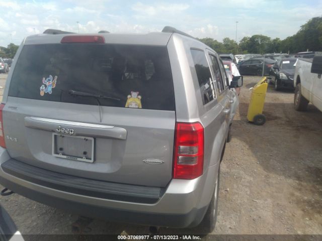 1C4NJRFB4GD585927 Jeep Patriot Latitude