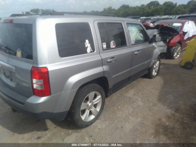 1C4NJRFB4GD585927 Jeep Patriot Latitude