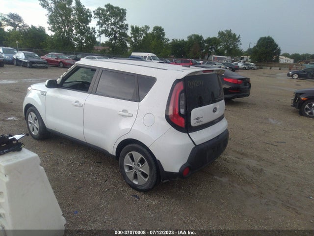 KIA Soul Base 2015 KNDJN2A28F7135826 Image 3