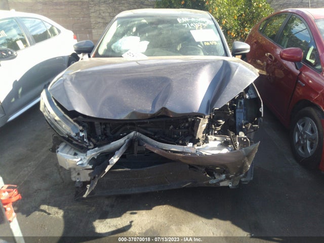2021 Honda Clarity, VIN: JHMZC5F15MC000977