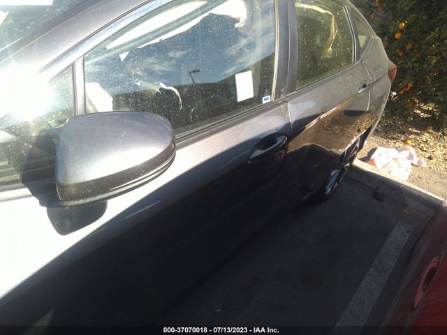 2021 Honda Clarity, VIN: JHMZC5F15MC000977