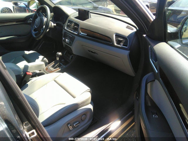 WA1GFCFS2GR003716 Audi Q3 Prestige