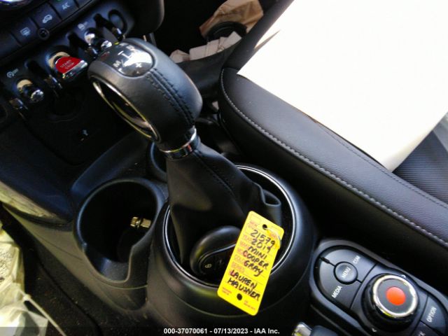 WMWXU1C58K2F82369 Mini Hardtop 4 Door Cooper