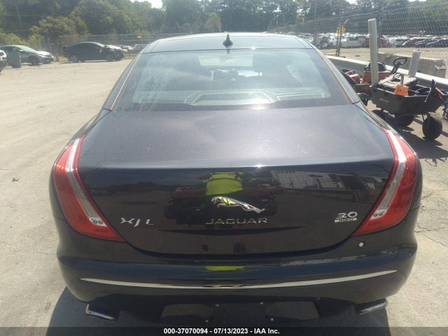 2015 Jaguar XJ, VIN: SAJWJ2GD5F8V84242