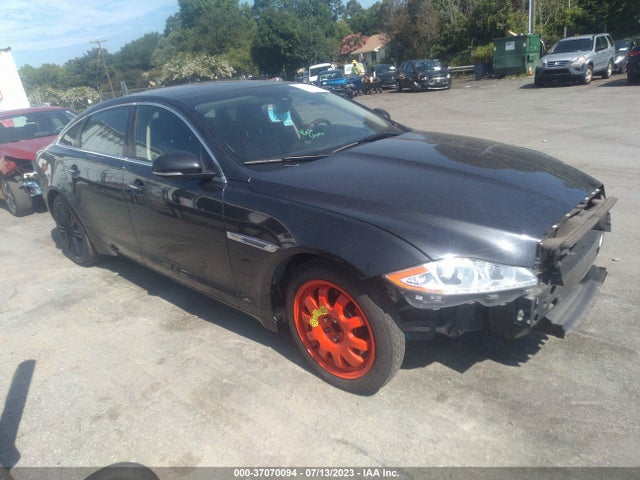 2015 Jaguar XJ, VIN: SAJWJ2GD5F8V84242