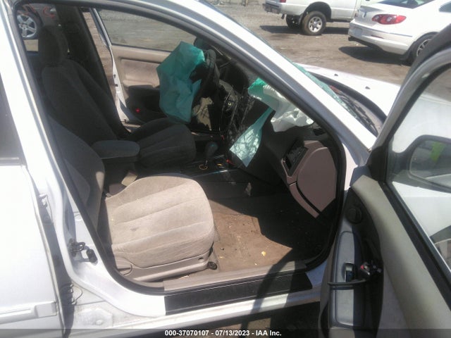 2006 HYUNDAI ELANTRA GLS/LIMITED VIN: KMHDN46D26U227272